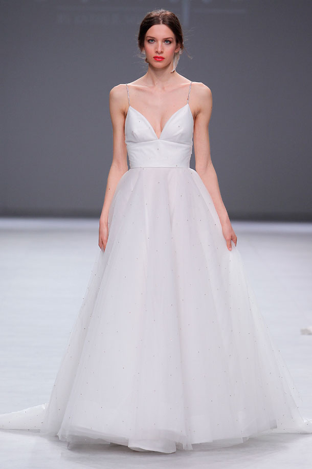 ilovebrides.pt Esther Noriega Coleção 2020 Vestidos de noiva